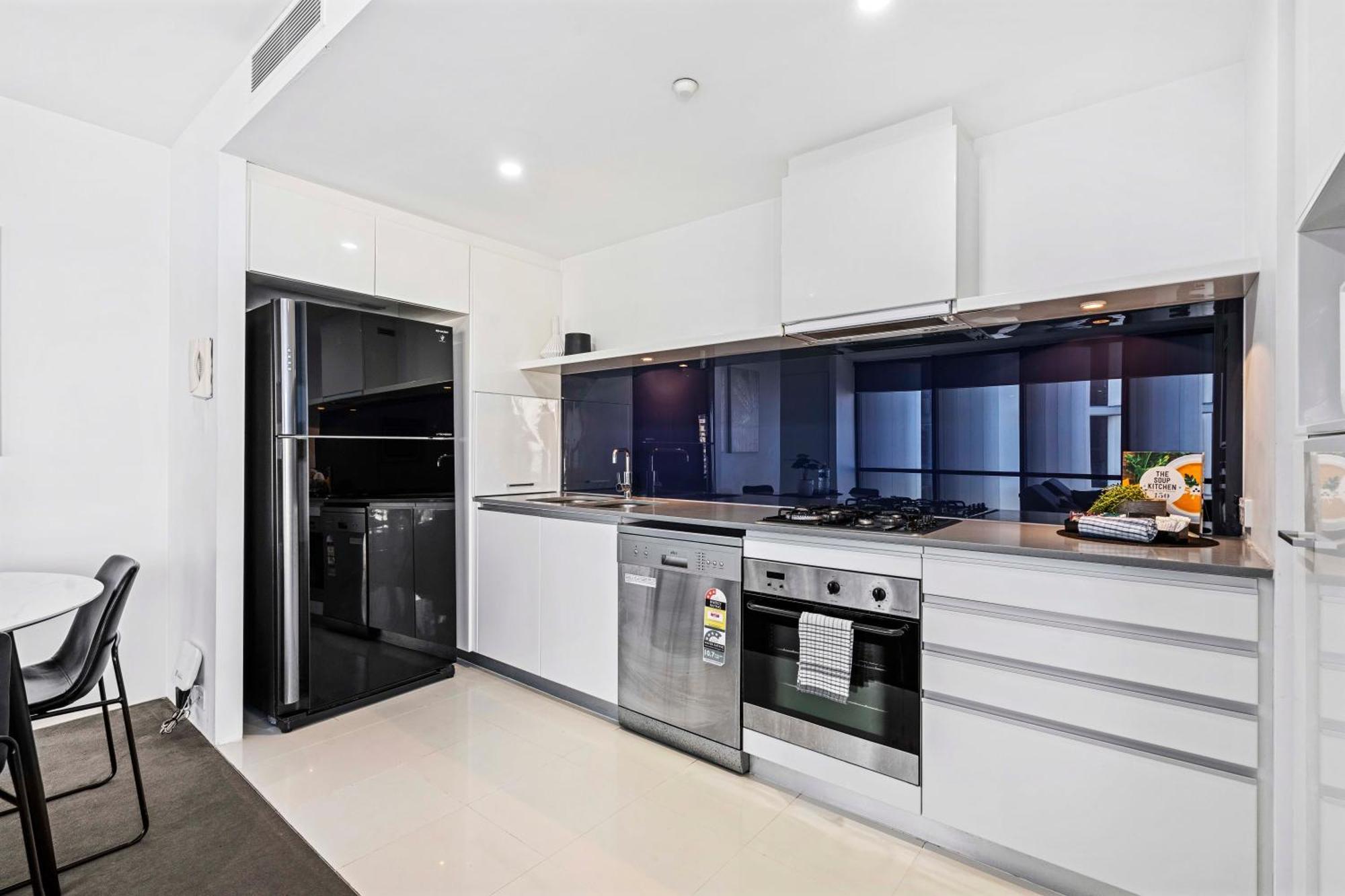 Ocean View Apartments With Balcony - Circle On Cavill - Central Location! - Self Contained & Privately Managed Gold Coast Exterior foto