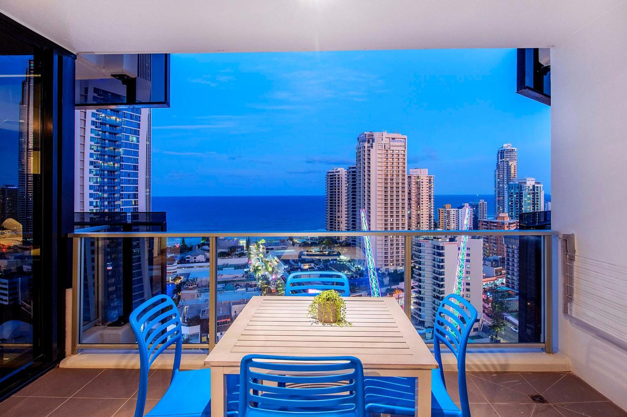 Ocean View Apartments With Balcony - Circle On Cavill - Central Location! - Self Contained & Privately Managed Gold Coast Exterior foto