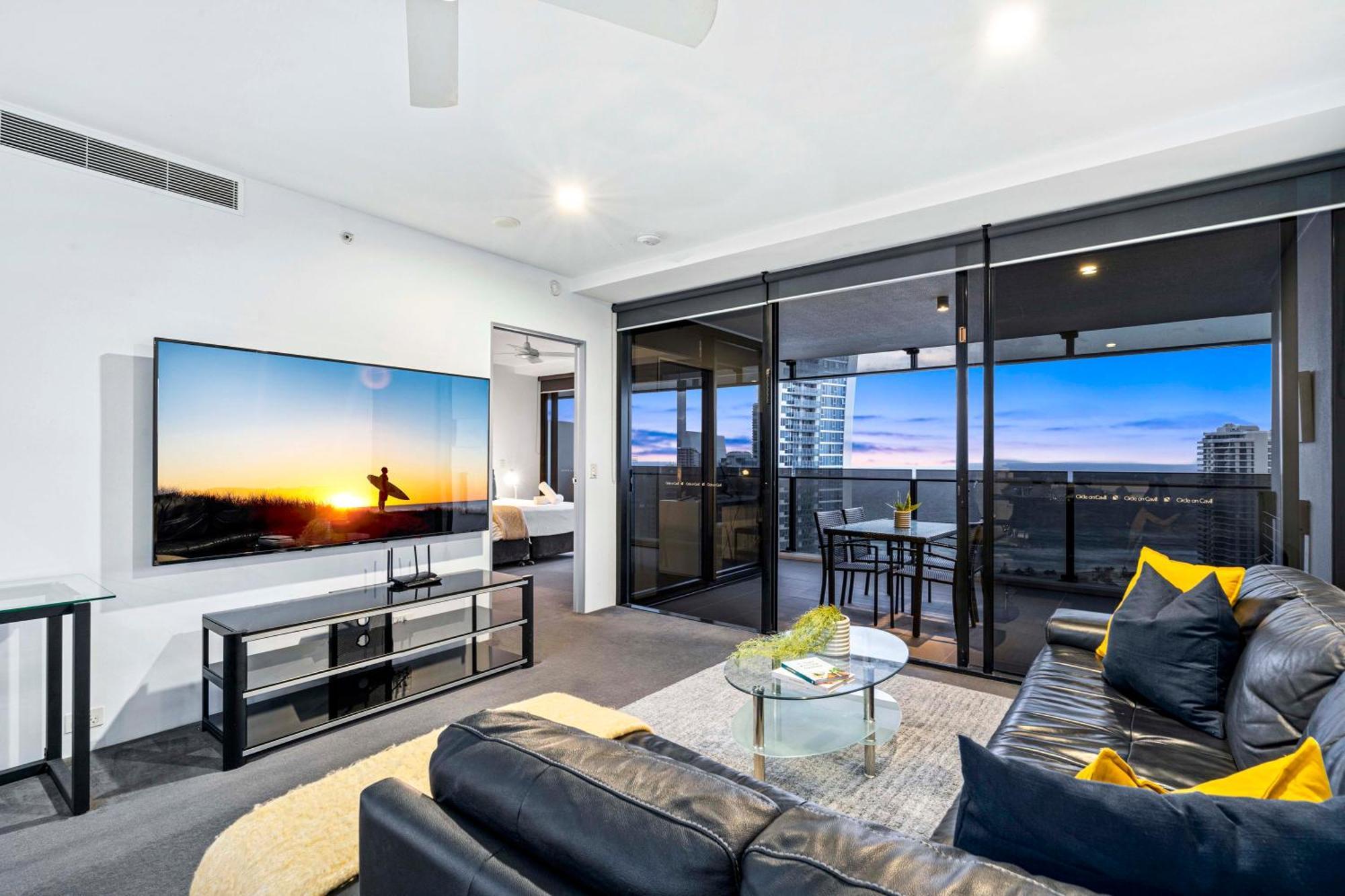 Ocean View Apartments With Balcony - Circle On Cavill - Central Location! - Self Contained & Privately Managed Gold Coast Exterior foto