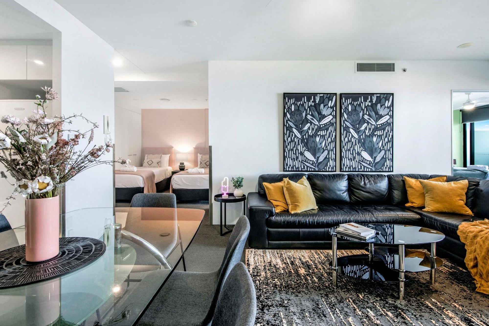 Ocean View Apartments With Balcony - Circle On Cavill - Central Location! - Self Contained & Privately Managed Gold Coast Exterior foto
